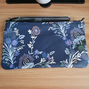 Vera Bradley Convertible Wristlet Navy Floral Zip Pouch